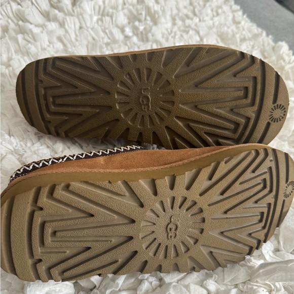 Ugg Tasman Slipper - Picture 5 of 6